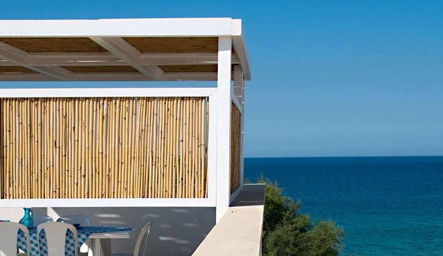 House immersed in the sea