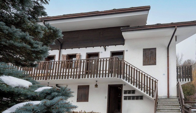 Nice apartment for 4 people with WIFI, TV, balcony and pets allowed