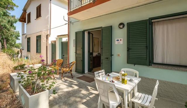 Relaxing apartment close to Santa Lucia beach