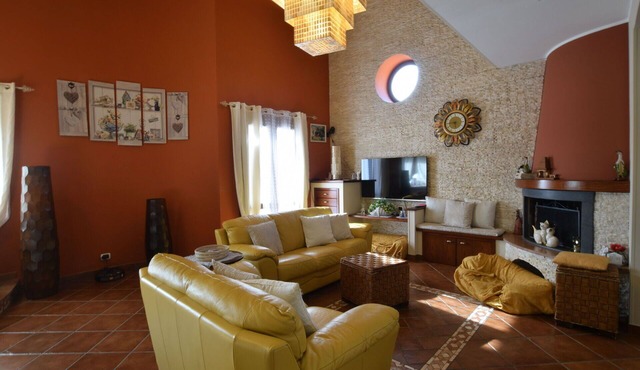 Wonderful villa for 7 guests with A/C, WIFI, patio and panoramic view