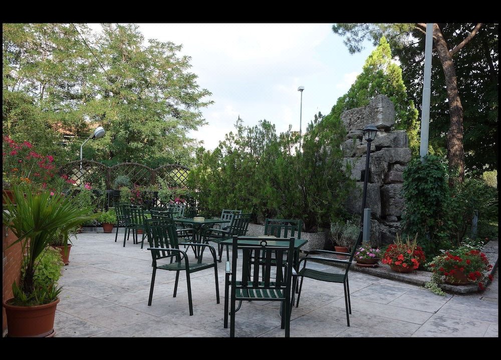 Photo of Patio Balcony in Ovest
