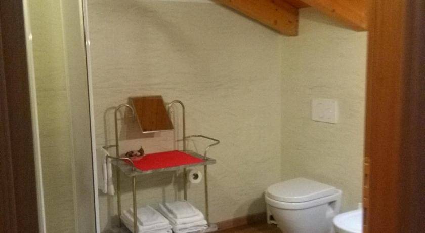 Photo of Bathroom in Negrar