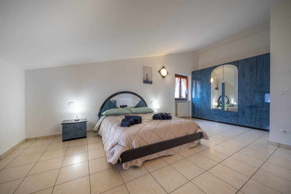 Photo of Bedroom in Velo Veronese