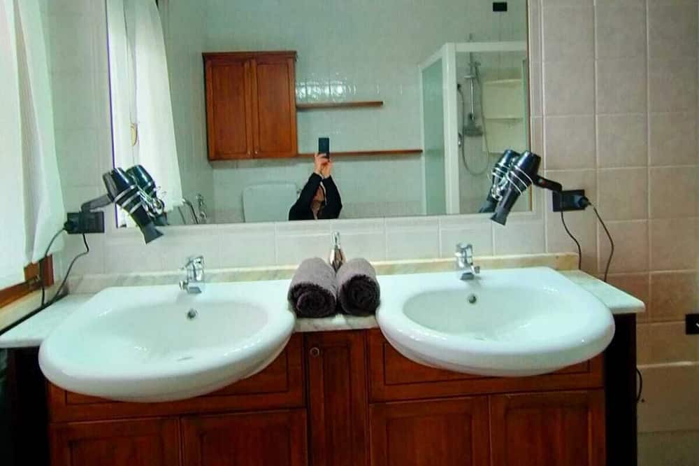 Photo of Bathroom in Palazzolo