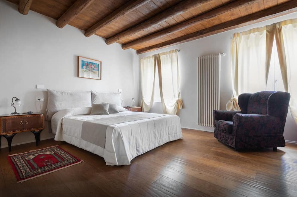 Photo of Bedroom in Soave