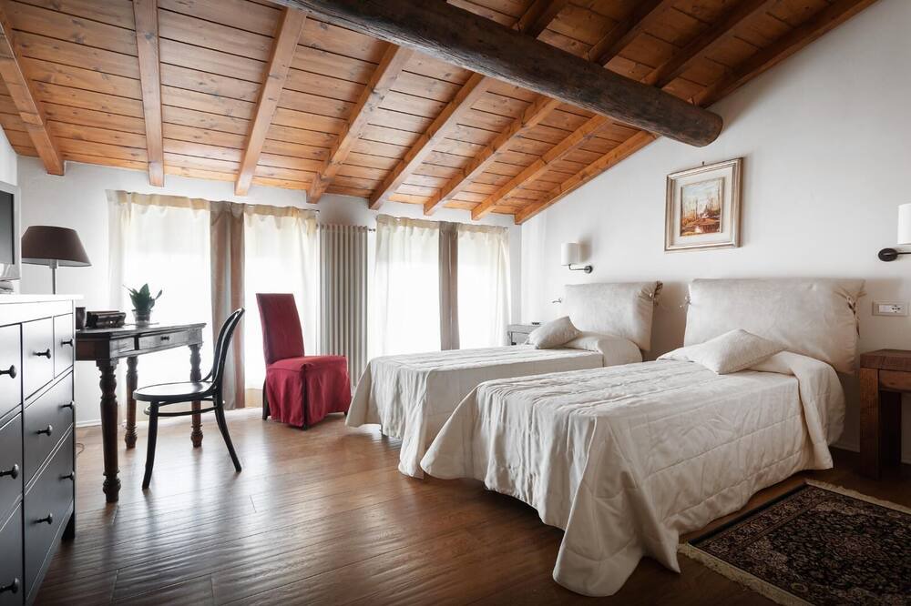 Photo of Bedroom in Soave