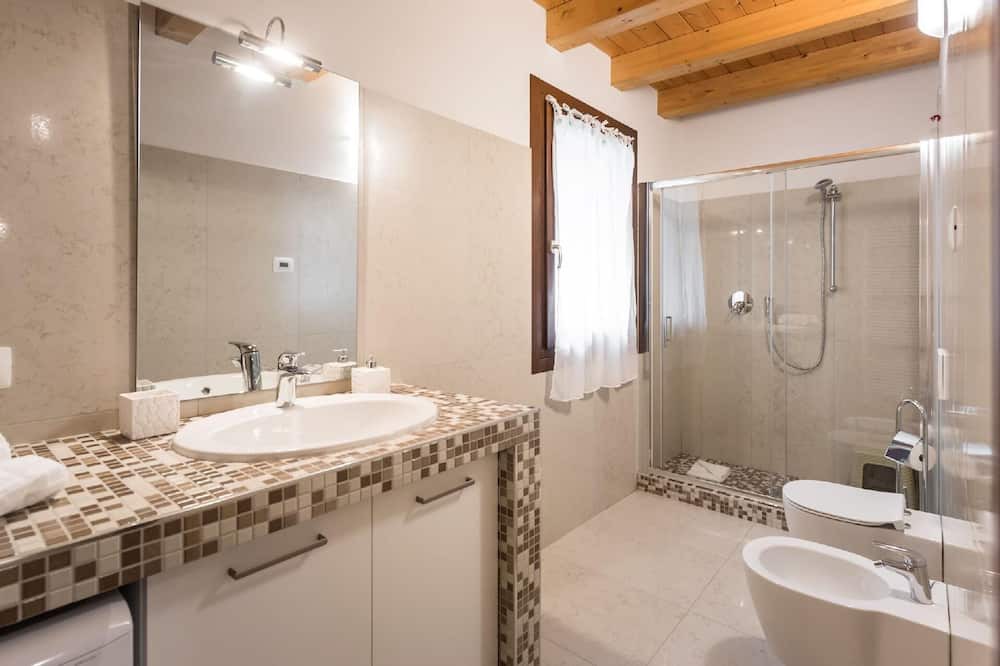 Photo of Bathroom in San Zeno