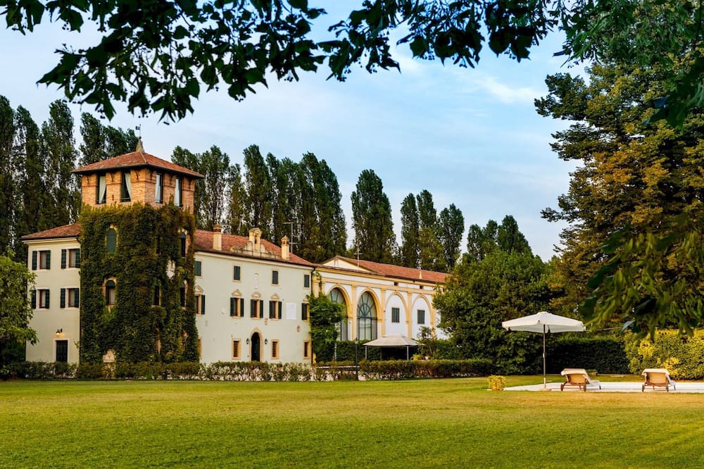 Photo of Outdoor in Concamarise