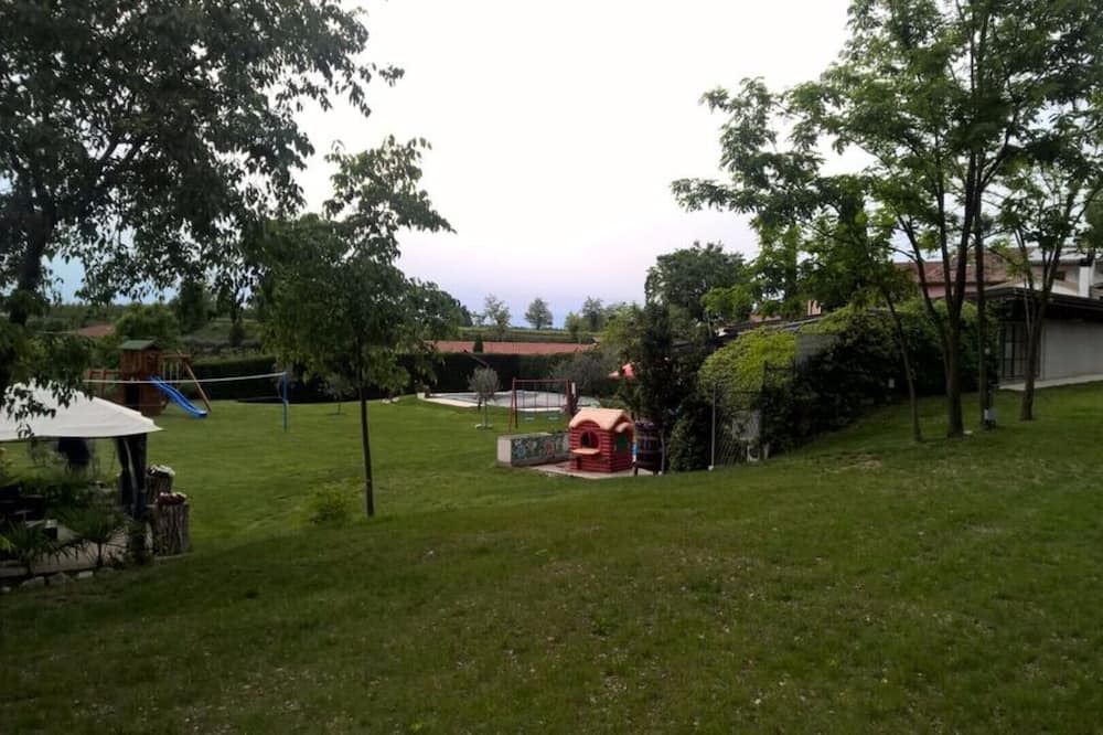 Photo of Outdoor in Sona