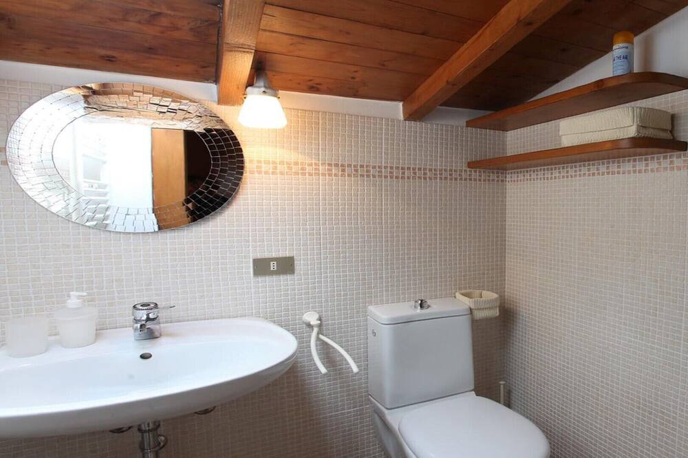 Photo of Bathroom in Nord-Ovest