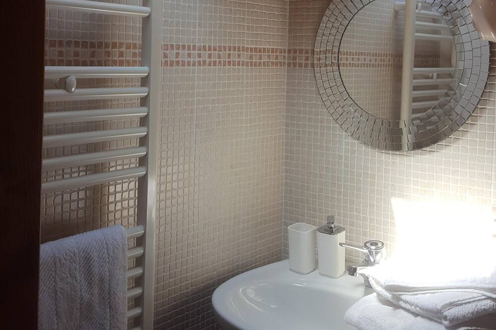 Photo of Bathroom in Nord-Ovest
