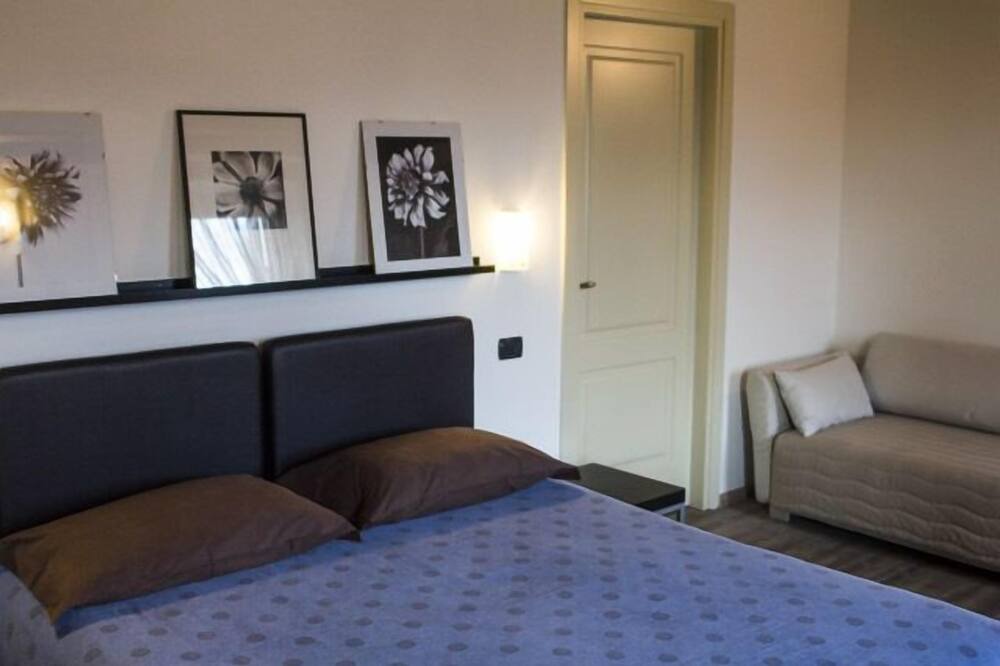 Photo of Bedroom in Sommacampagna
