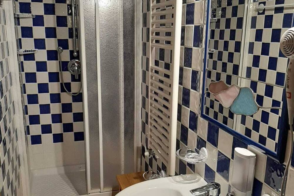 Photo of Bathroom in Nord-Est