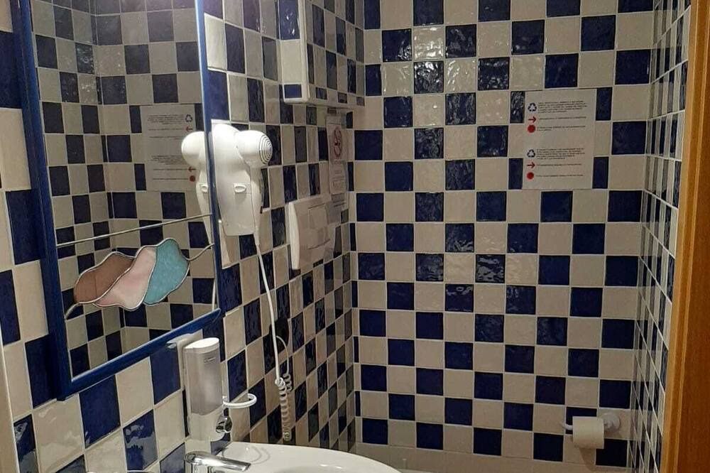 Photo of Bathroom in Nord-Est
