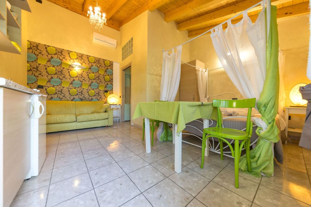 Photo of Livingroom in Sud