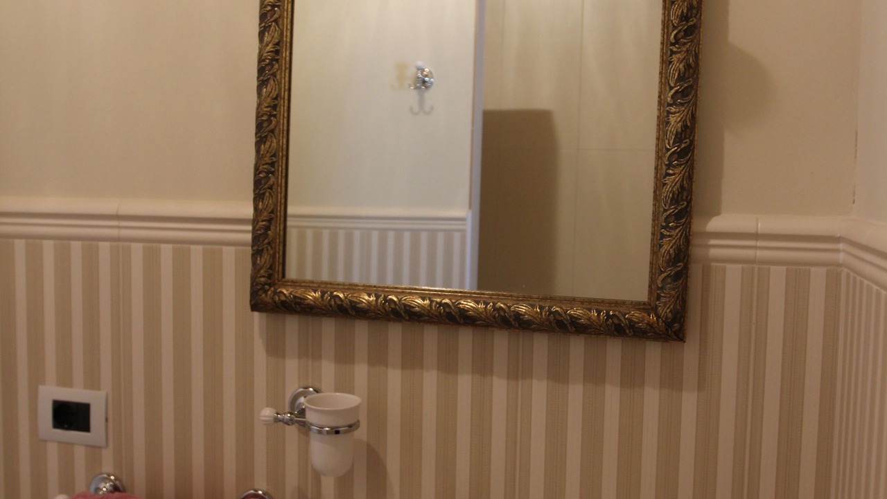Photo of Bathroom in Ovest