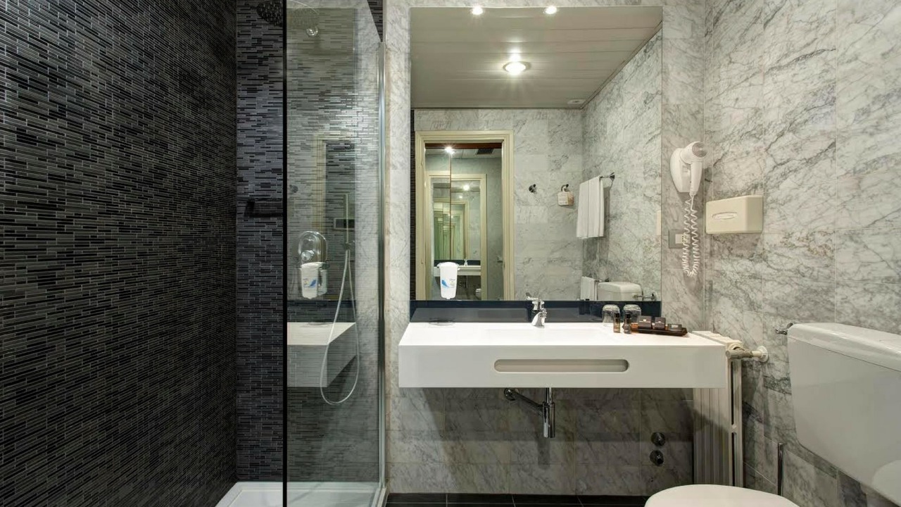 Photo of Bathroom in San Giovanni Lupatoto