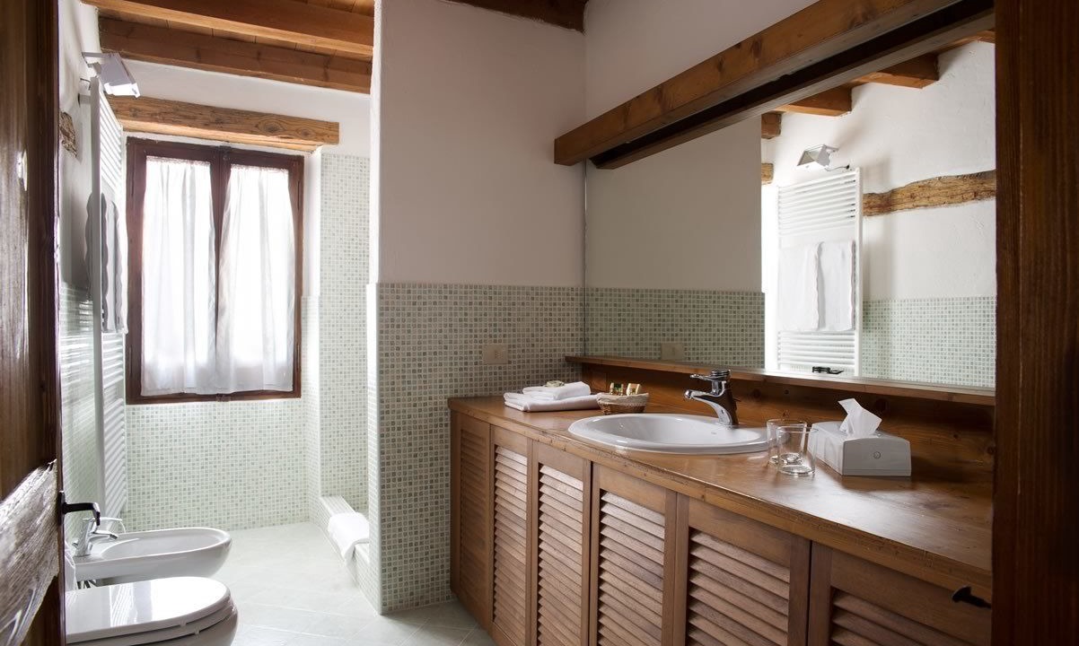 Photo of Bathroom in San Zeno