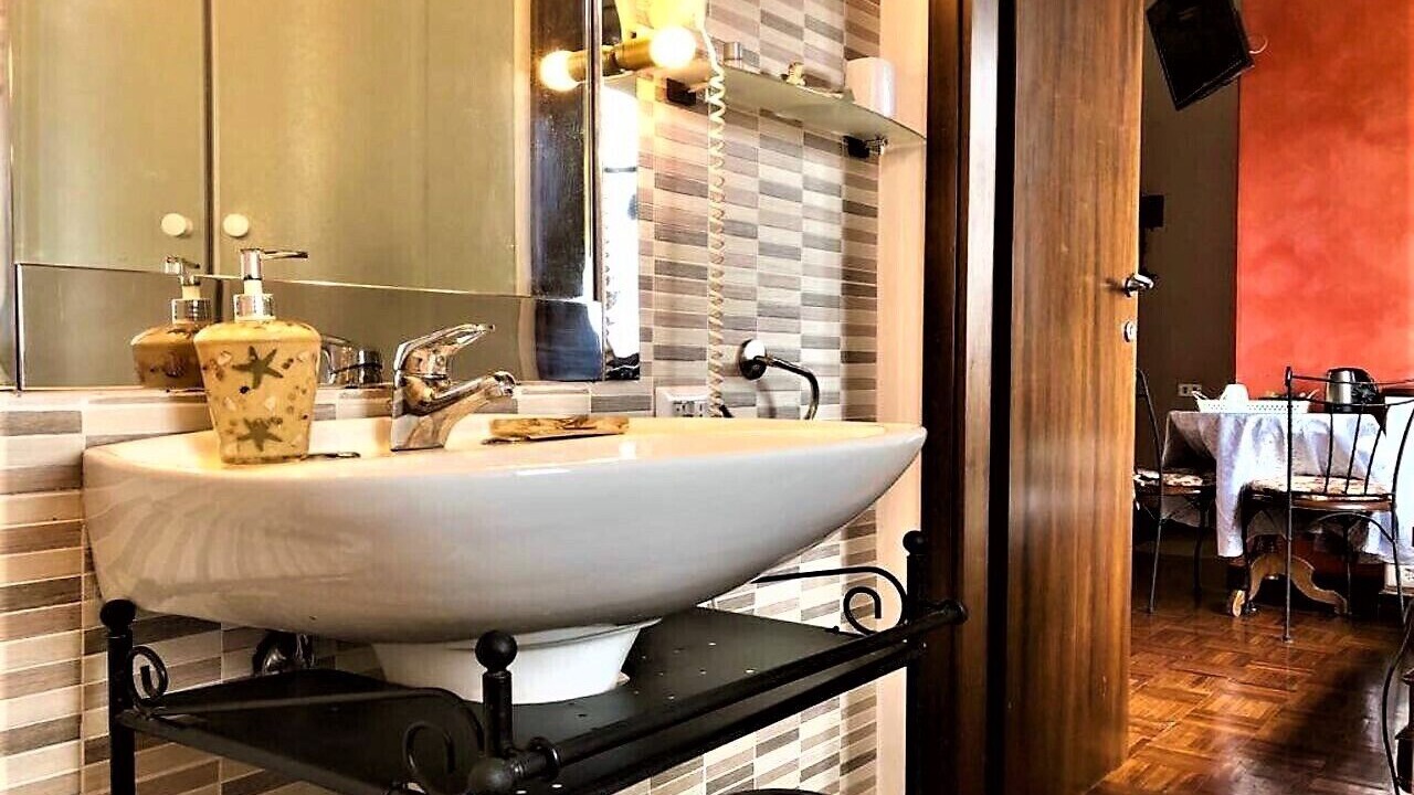 Photo of Bathroom in Verona City Centre