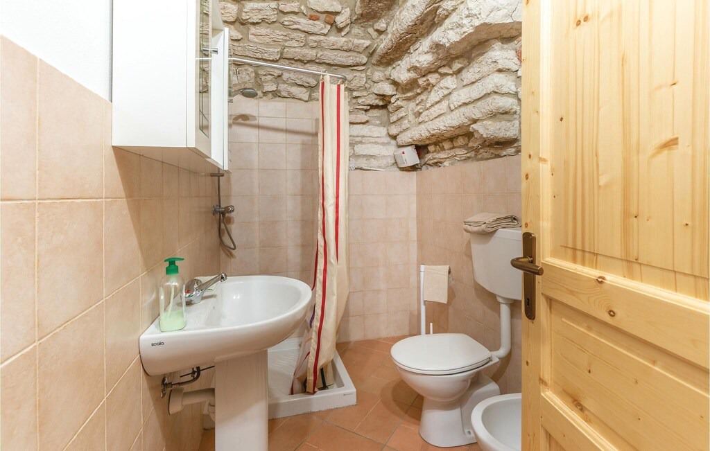 Photo of Bathroom in Sant'Anna d'Alfaedo