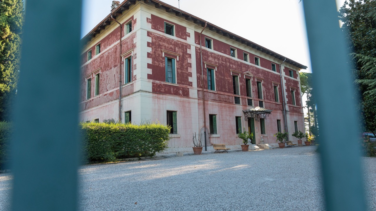 Photo of Outdoor in Sona