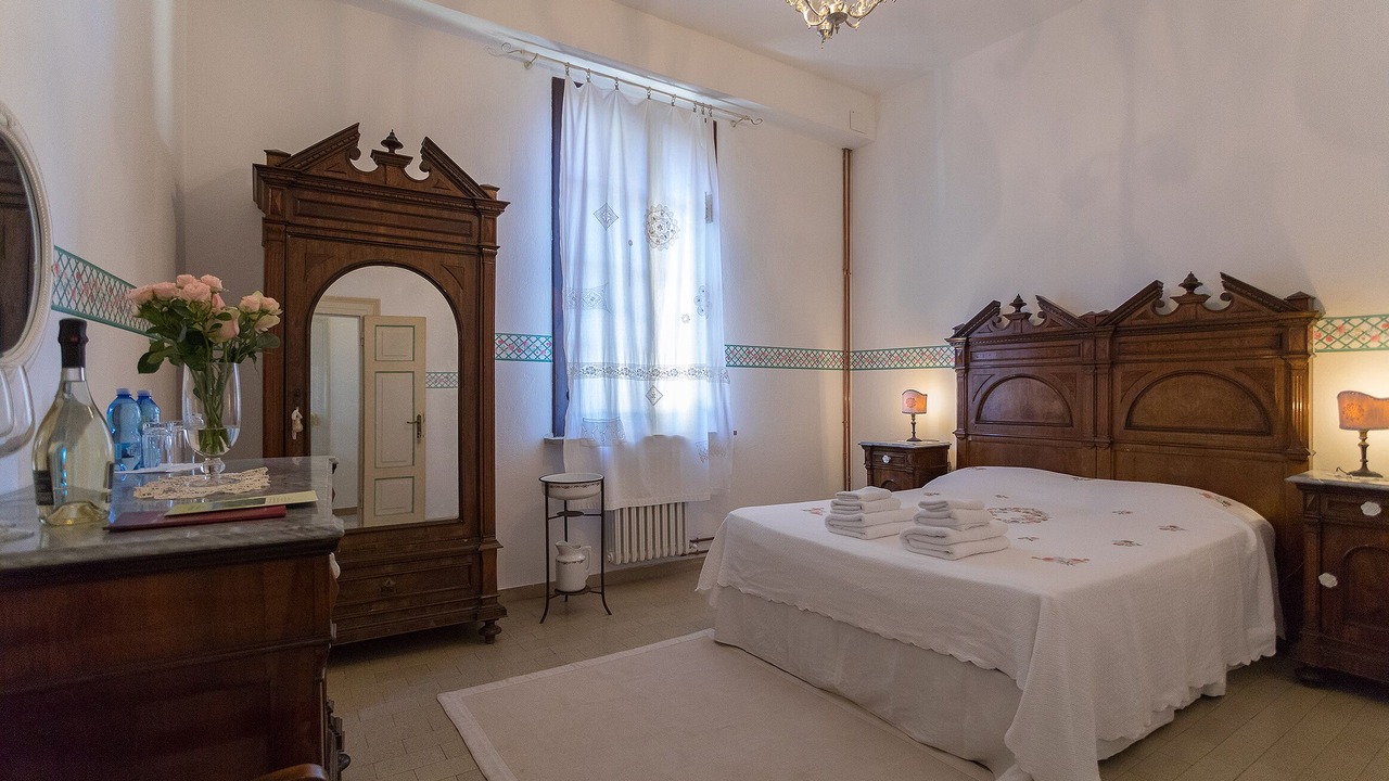 Photo of Bedroom in Sona
