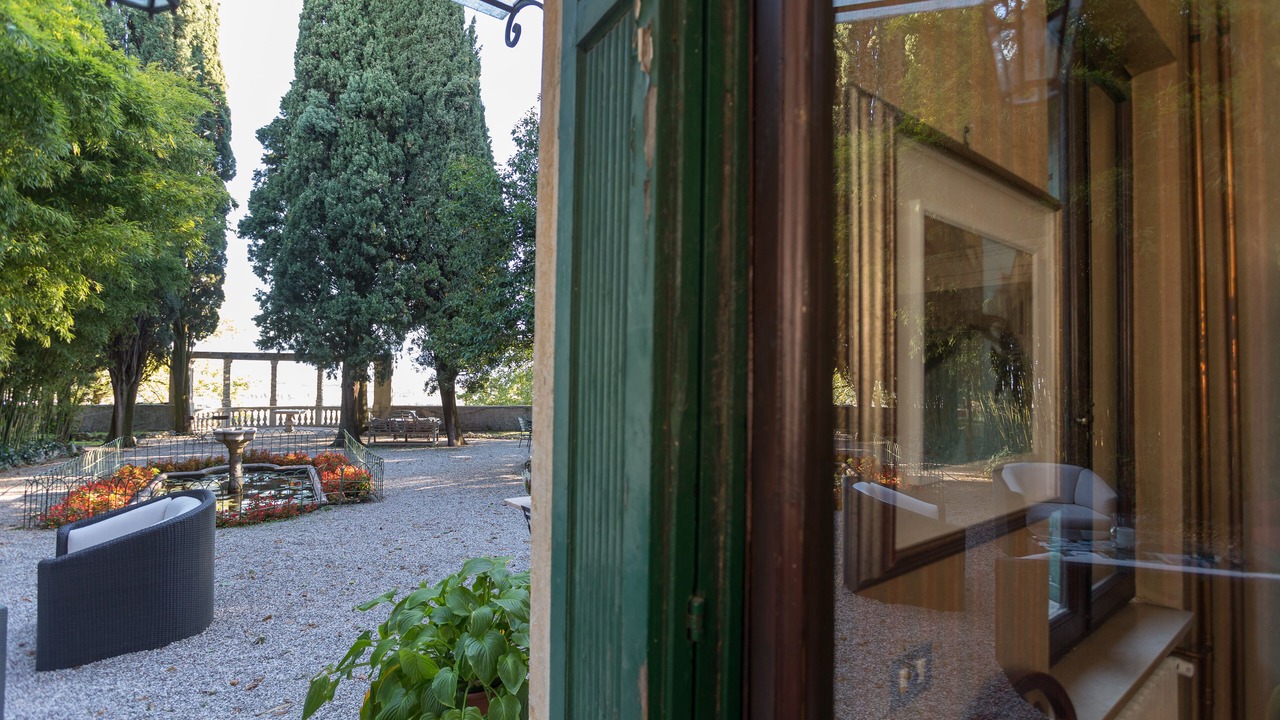 Photo of Patio Balcony in Sona
