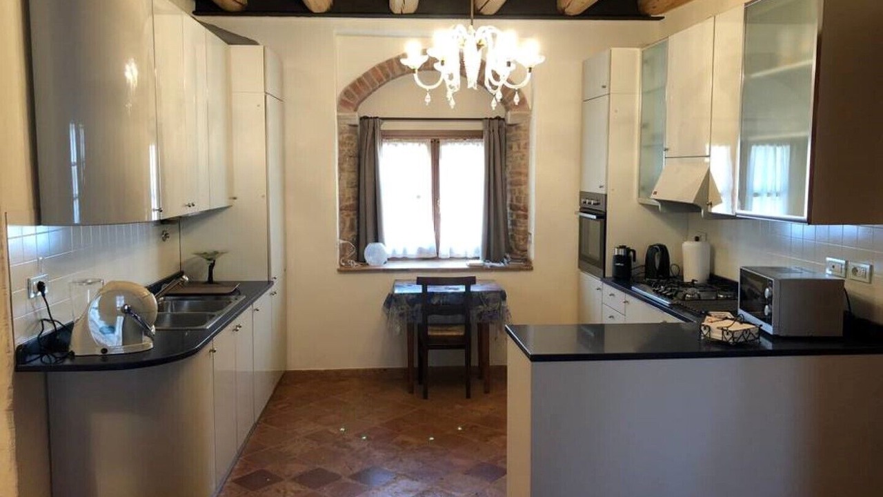 Photo of Kitchen in Ovest