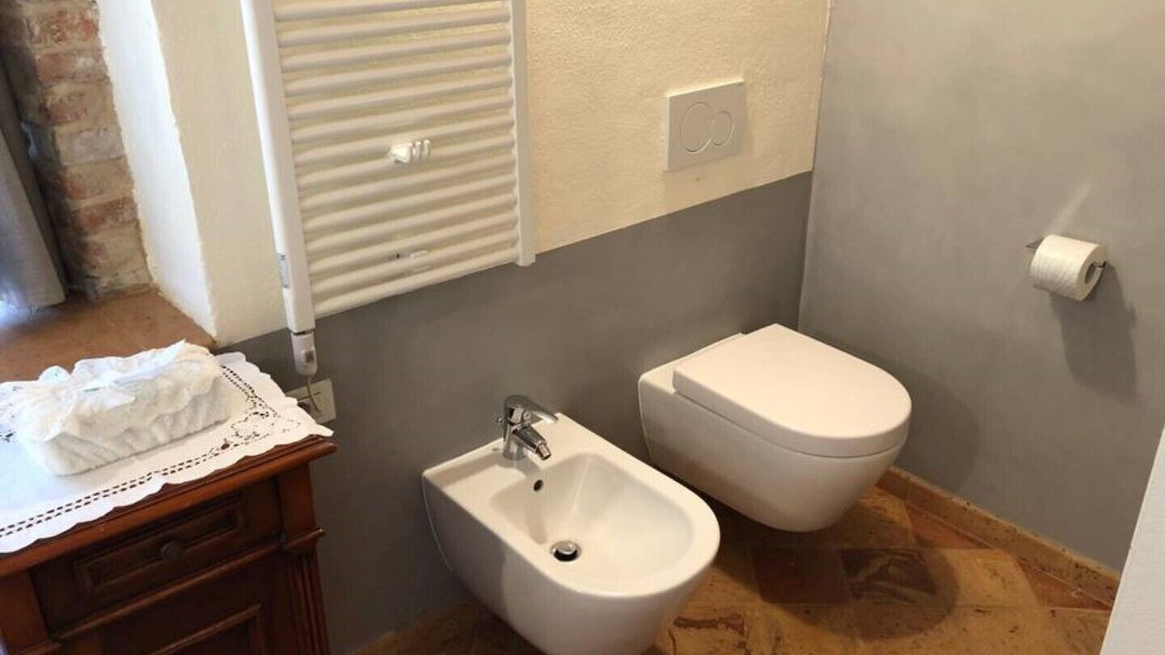 Photo of Bathroom in Ovest