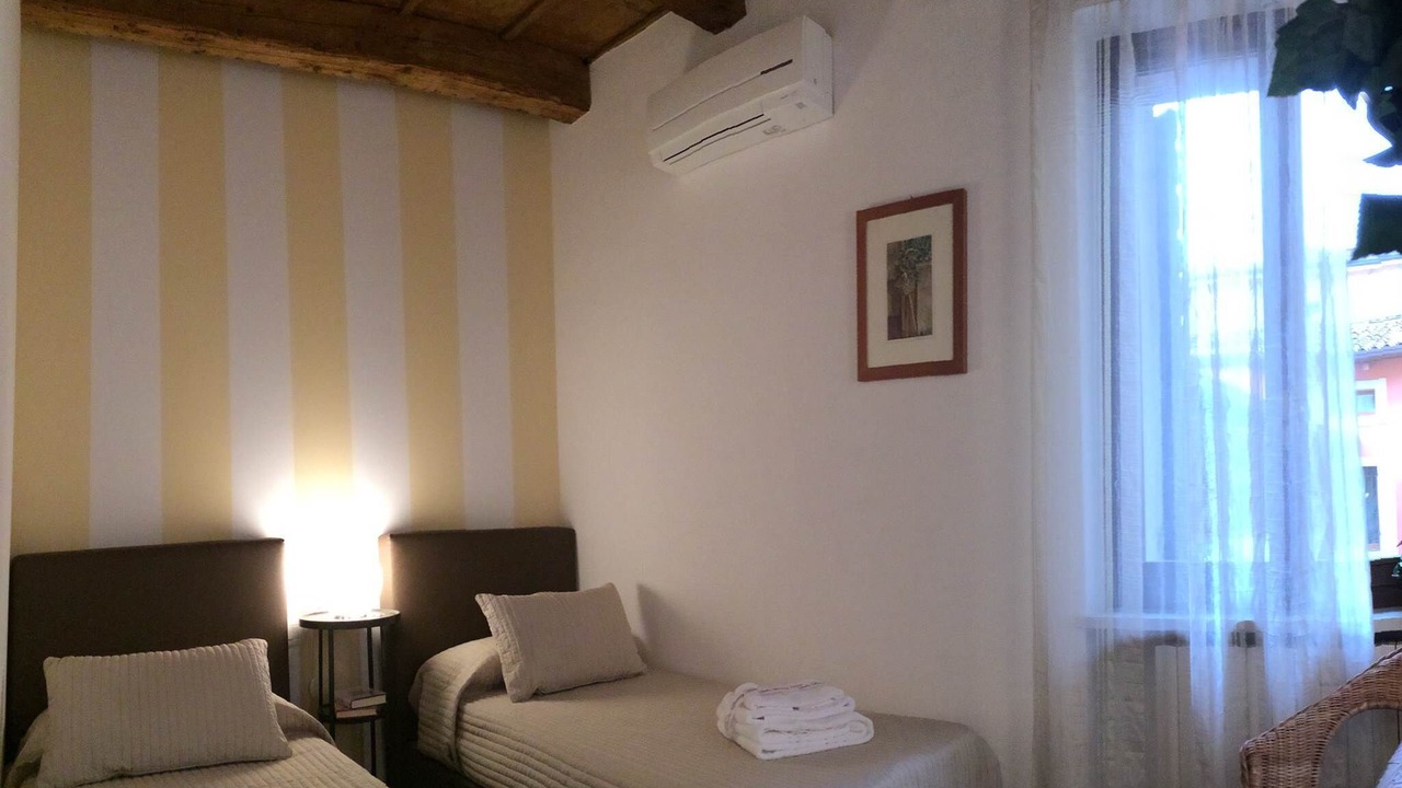 Photo of Bedroom in Verona City Centre
