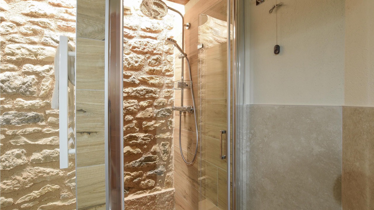 Photo of Bathroom in Velo Veronese