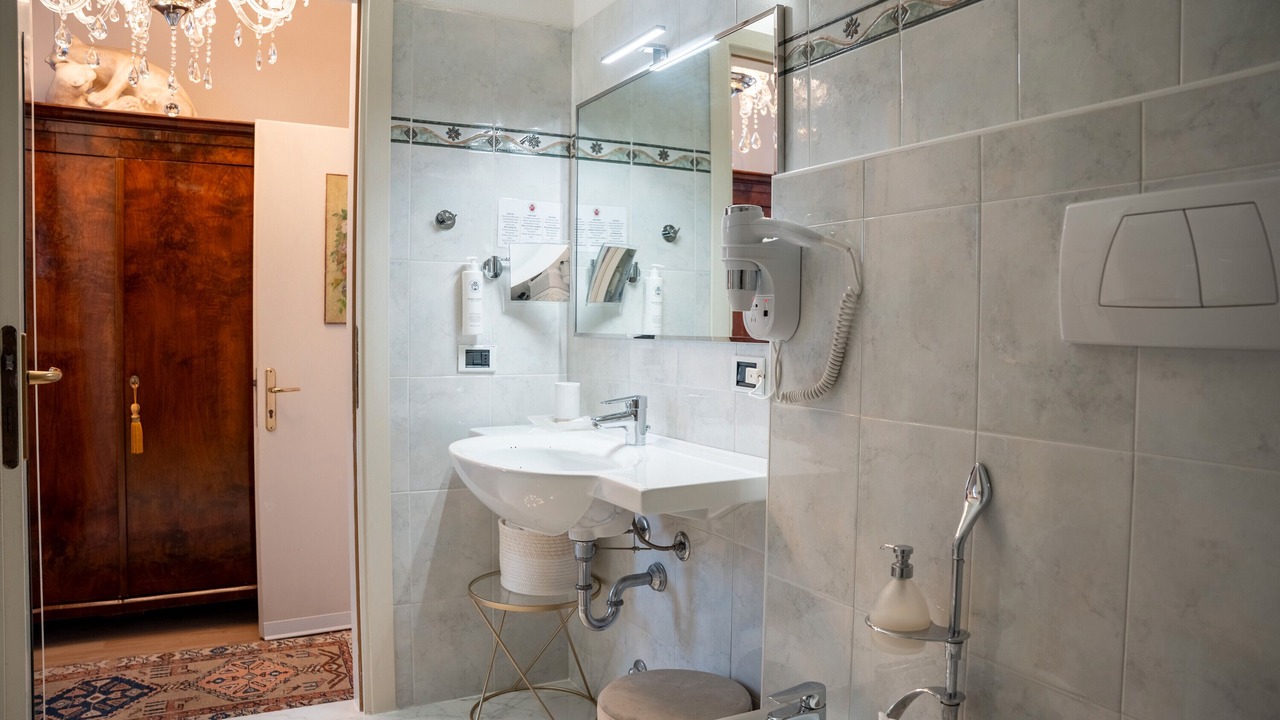 Photo of Bathroom in Sommacampagna
