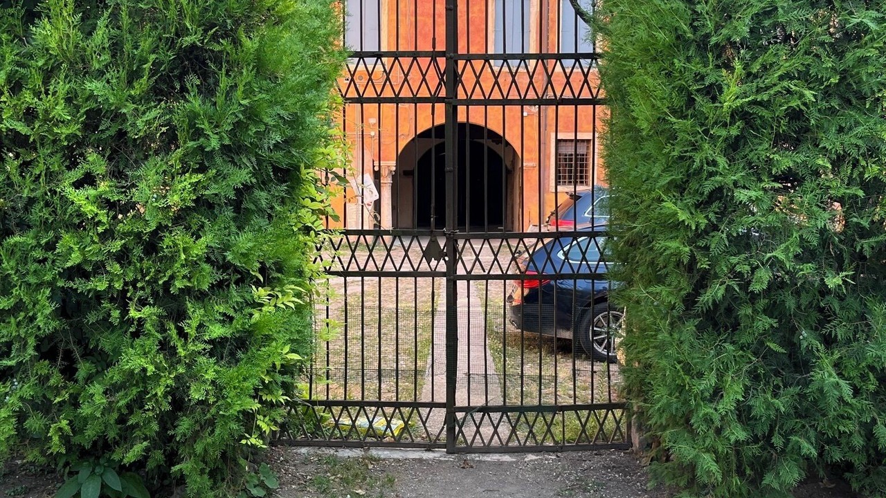Photo of Outdoor in Est