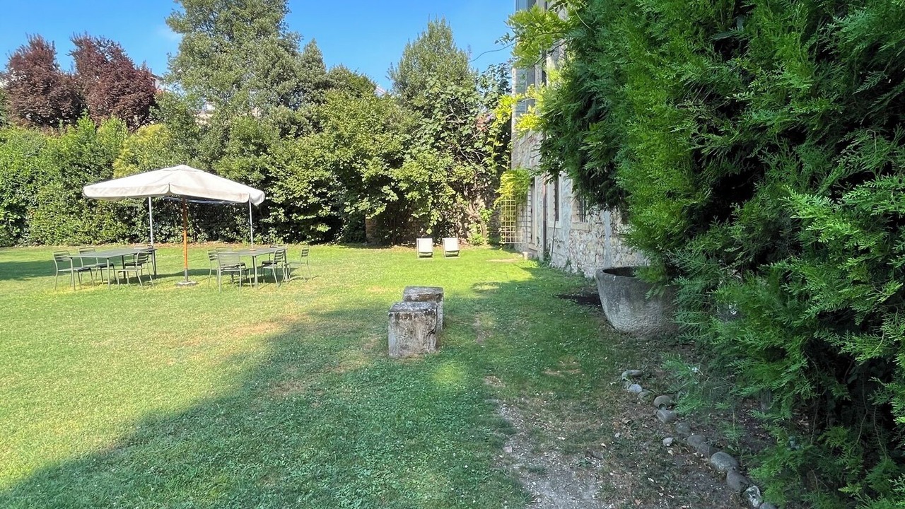 Photo of Outdoor in Est