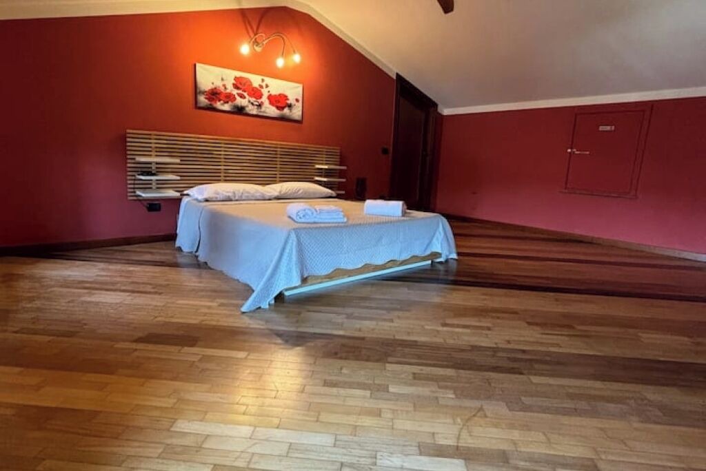 Photo of Bedroom in Sommacampagna