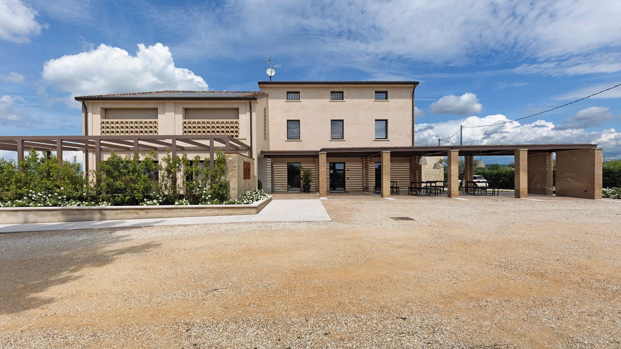 Photo of Outdoor in Sona