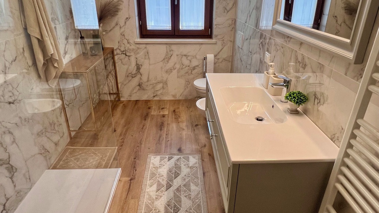Photo of Bathroom in Ovest