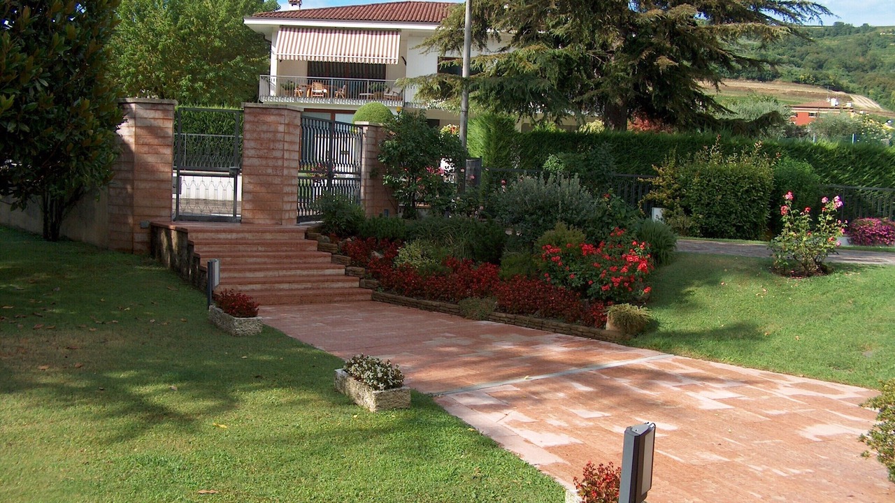 Photo of Outdoor in Marcellise
