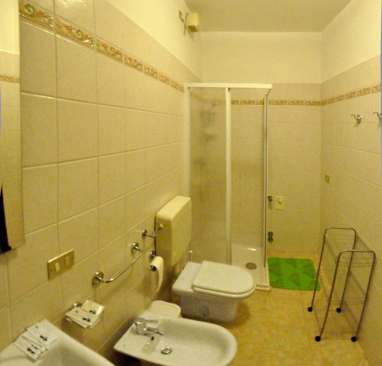 Photo of Bathroom in Sud
