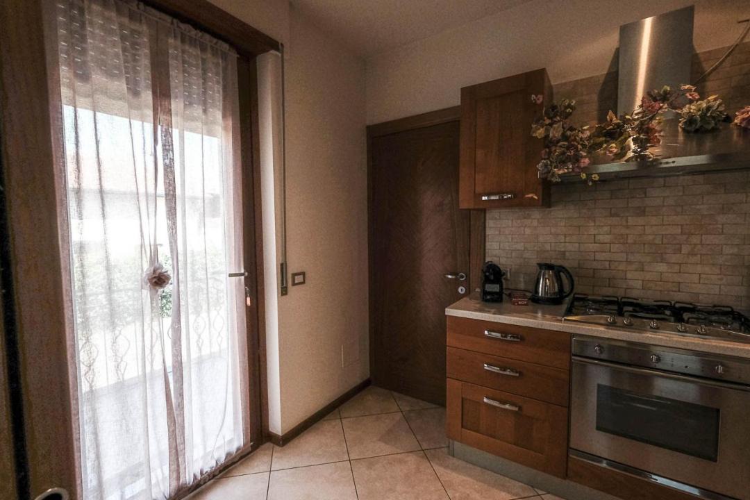 Photo of Kitchen in Sommacampagna