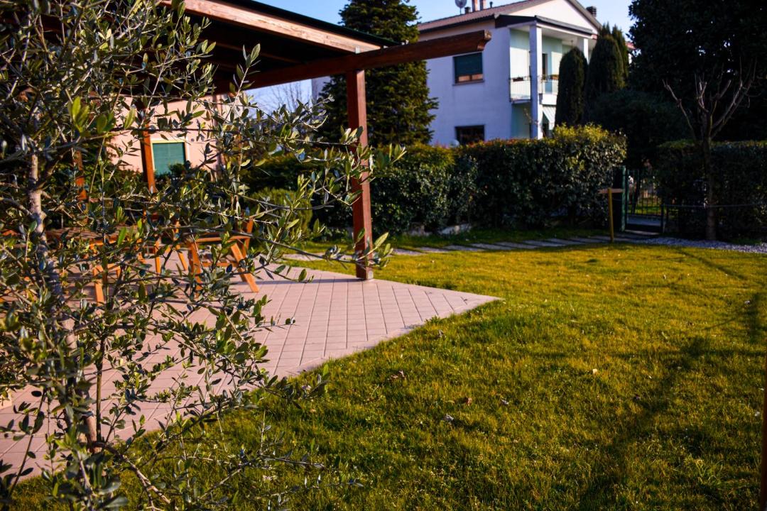 Photo of Buildings in Pescantina