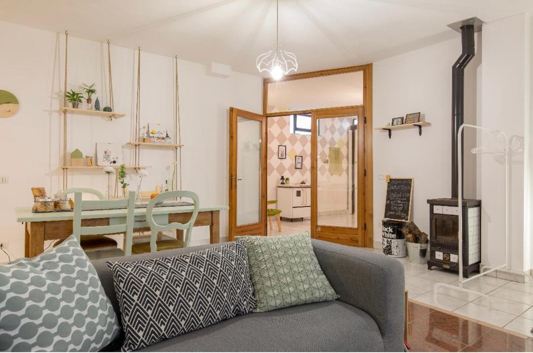 Photo of Livingroom in Sud