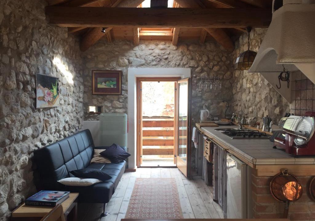 Photo of Kitchen in Peri