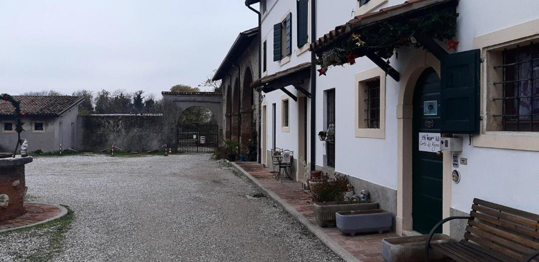 Photo of Buildings in Sud
