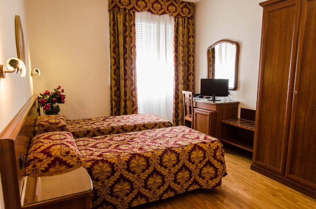 Photo of Bedroom in Nogarole Rocca