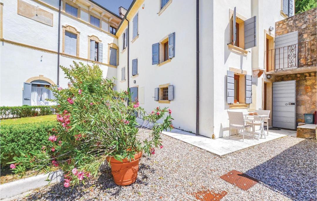Photo of Buildings in Colognola ai Colli
