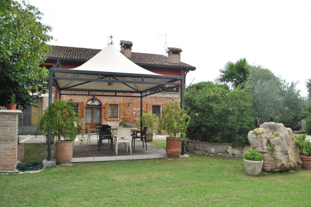 Photo of Buildings in Salizzole