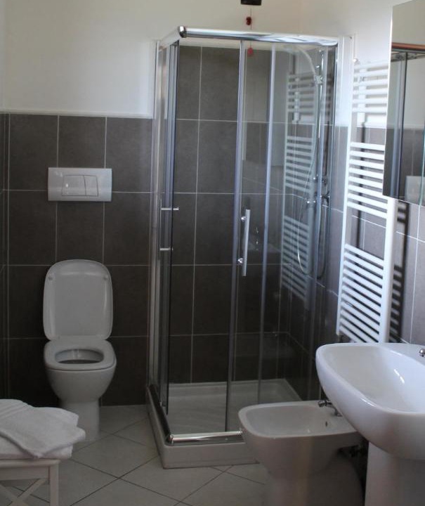 Photo of Bathroom in Ovest