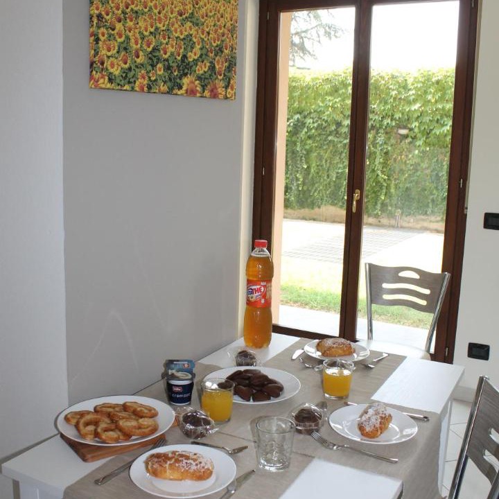 Photo of Kitchen in Ovest