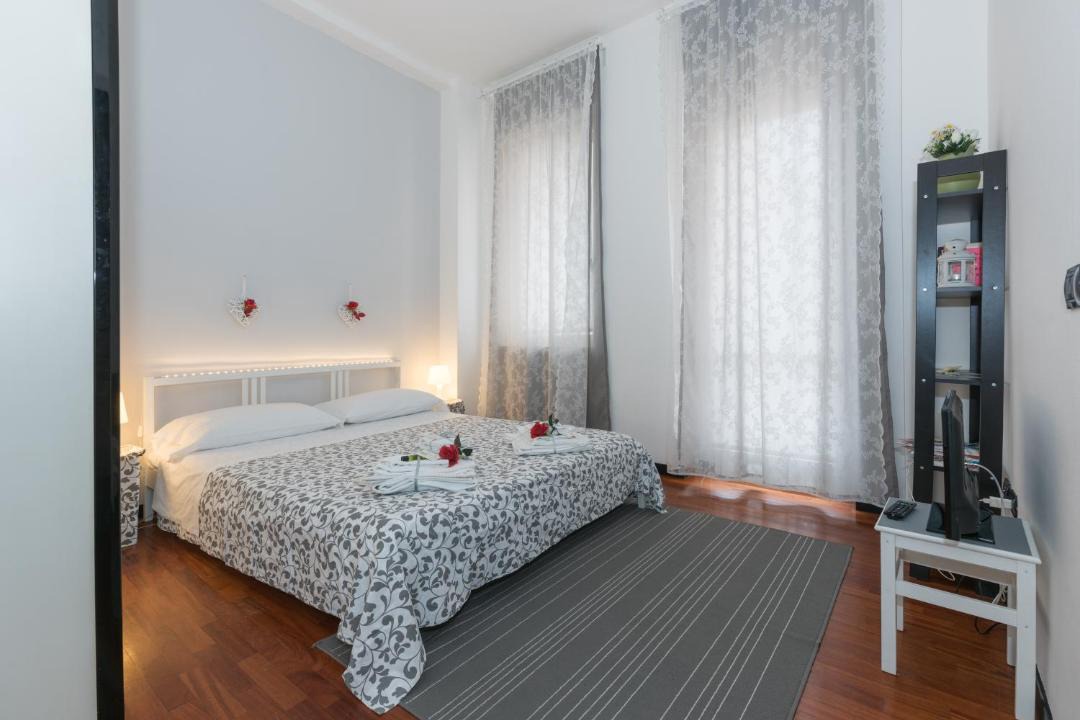 Photo of Bedroom in Verona City Centre